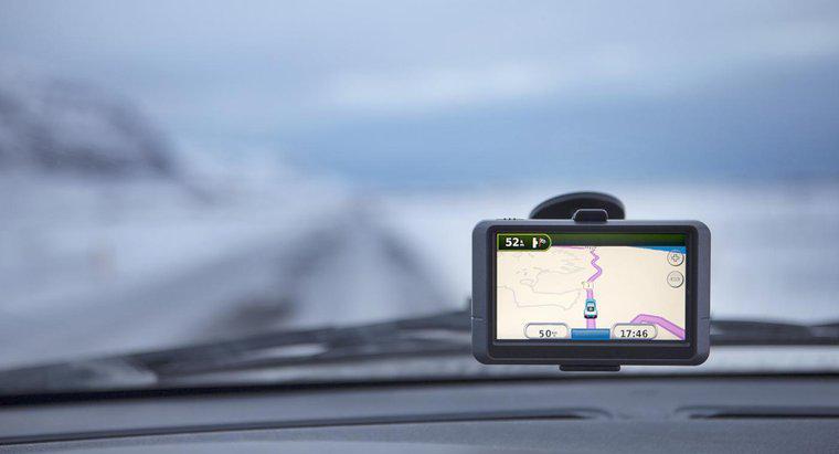 W jaki sposób można oszukać systemy GPS?