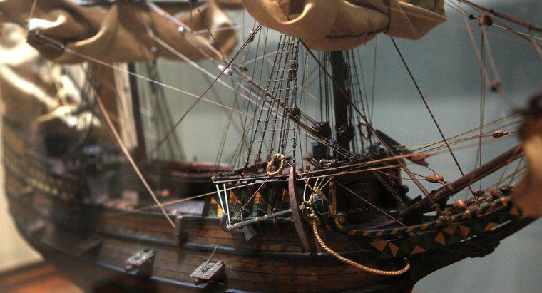 Co wprowadzono w Mayflower Compact?