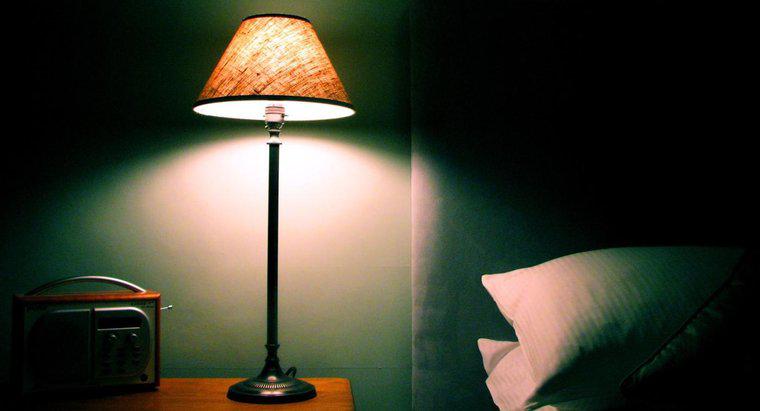 Co powoduje, że światła gasną w domu?