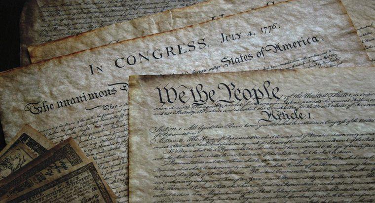 Jakie są wezwane pierwsze 10 poprawek do konstytucji?