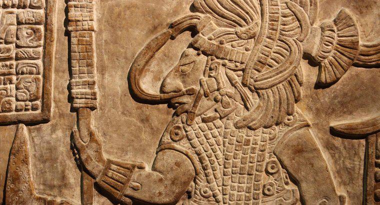 Jak powstał rząd w imperium Azteków?
