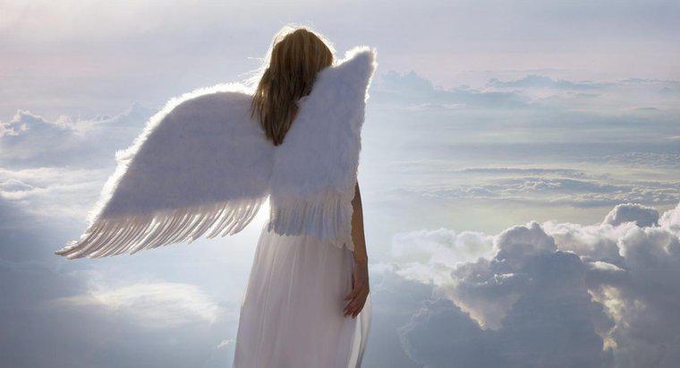 Jaka jest różnica między aniołami a archaniołami?