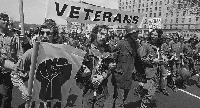 Jakie były protesty przeciwko wojnie w Wietnamie?