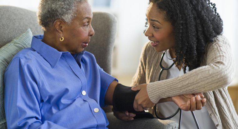 Co to jest normalne ciśnienie krwi u 67-letniej kobiety?