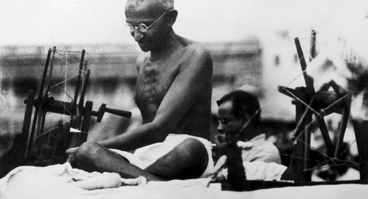 Co zrobił Gandhi w Południowej Afryce?
