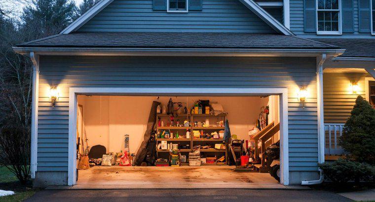 Jak czyścisz podłogę garażu?