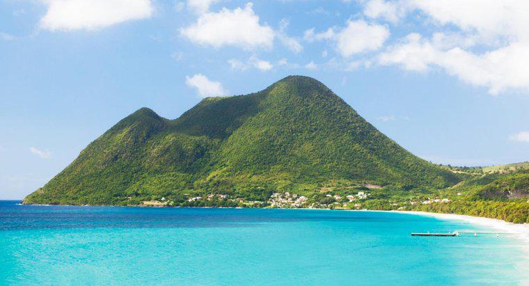 Ile wysp jest na Karaibach?