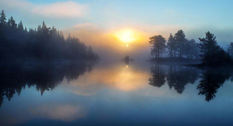 Dlaczego Norwegia nazywa się krajem nocnego słońca?