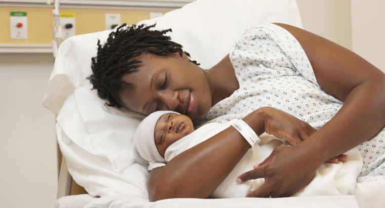 Jakiego koloru są czarne niemowlęta po urodzeniu?