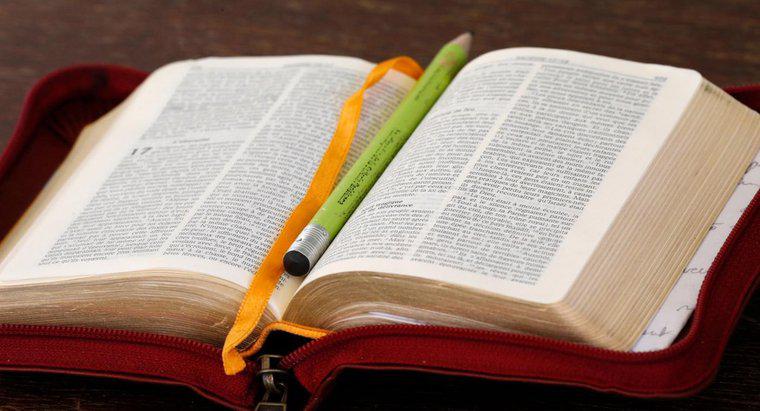 Jak czytać Biblię w porządku chronologicznym lub historycznym?