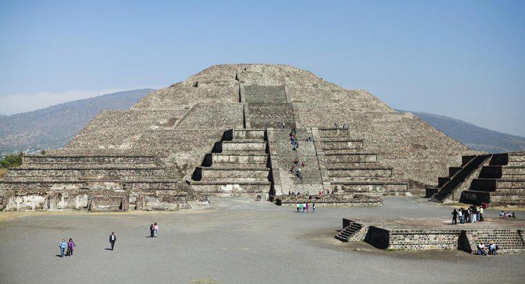 Kiedy rozpoczęła się cywilizacja Azteków?