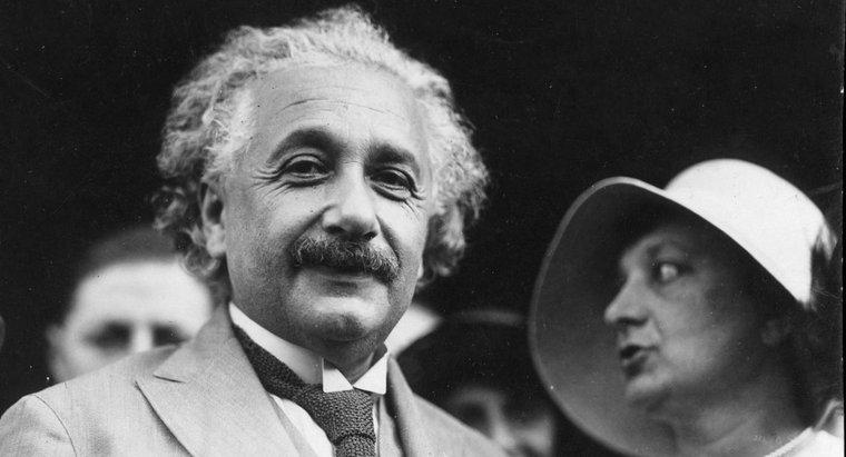 Jakie są kluczowe fakty z Albertem Einsteinem dla dzieci?