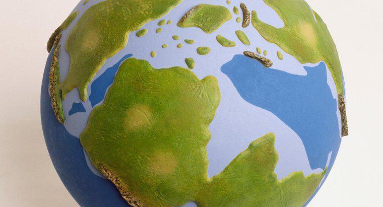 Co powoduje, że kontynenty przemieszczają się po powierzchni Ziemi?