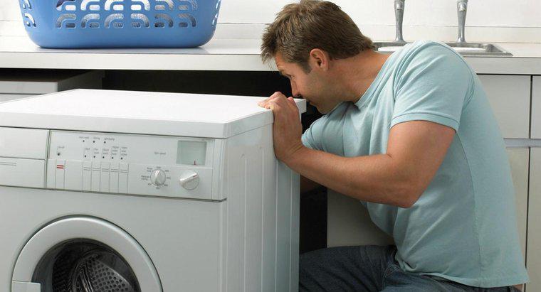 Jakie są przyczyny wycieku z pralki?