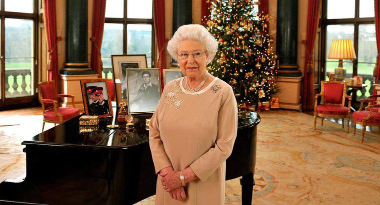 Która godzina jest przemówieniem królowej w dniu Bożego Narodzenia?