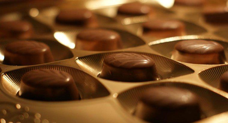 Dlaczego jemy czekoladę w Walentynki?