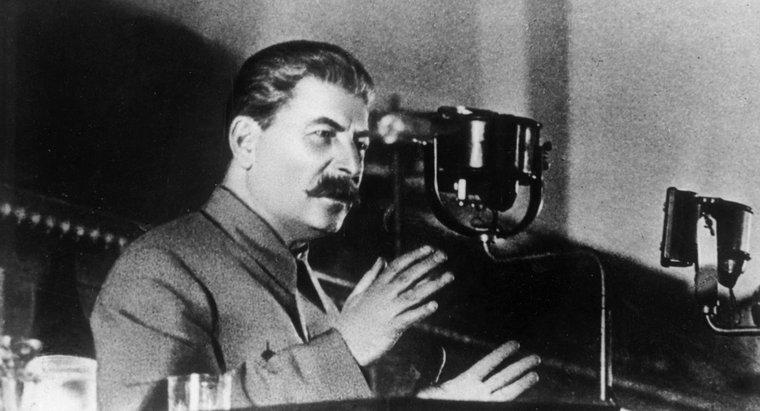 Jak nazywa się tajna policja Józefa Stalina?