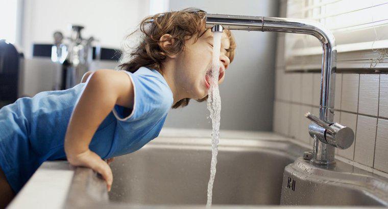 Ile litrów wody powinno pić każdego dnia?