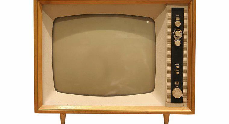 W którym roku wyszła pierwsza telewizja?