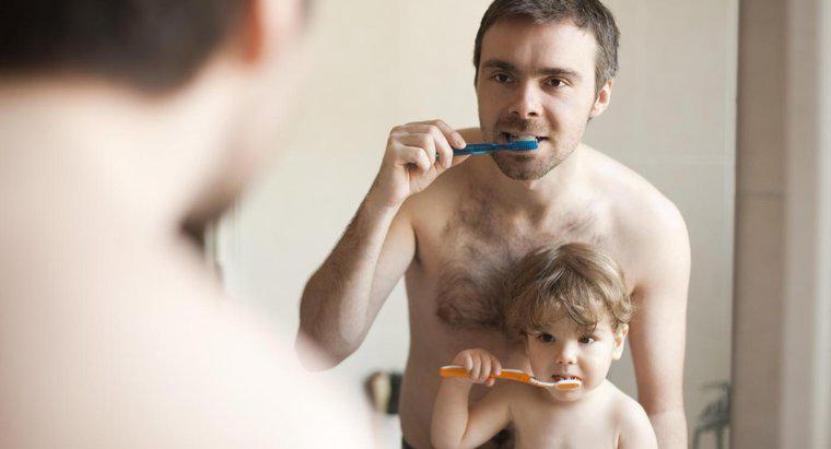 Ile razy dziennie powinienem szczotkować zęby?