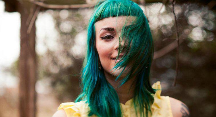 Jak zrobić zielony barwnik do włosów?