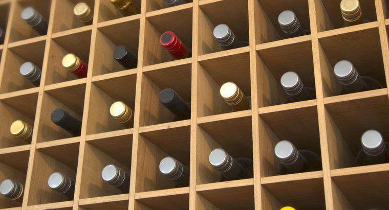 Jaka jest trwałość nieotwieranej butelki białego wina?