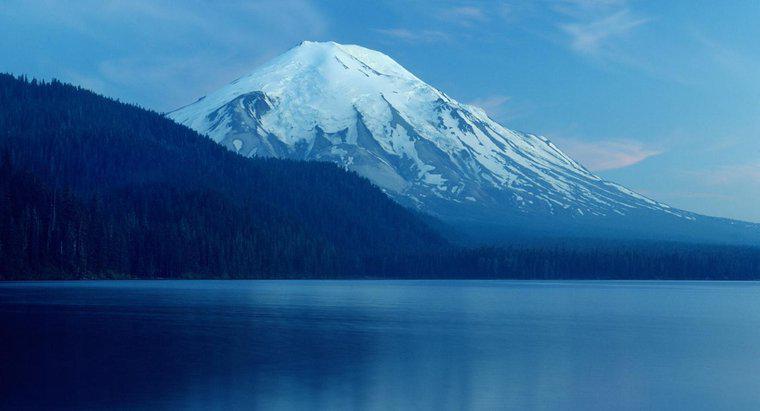Jak Mount St. Helens zdobyła swoją nazwę?