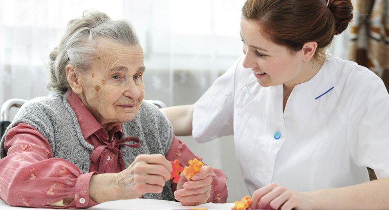 Jakie objawy demencji zwykle pojawiają się na początku?
