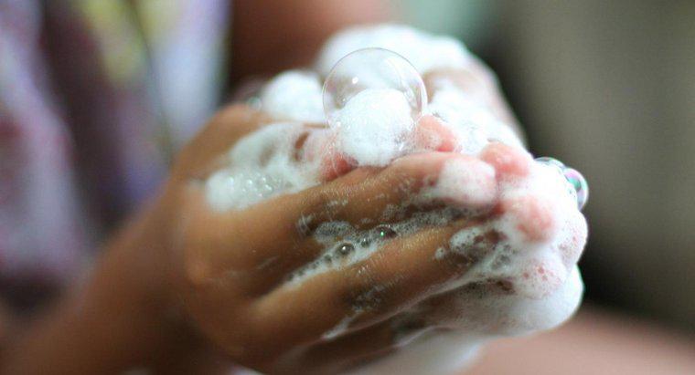 Jakie składniki tworzą mydło?