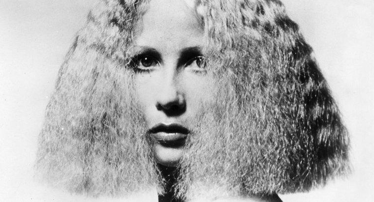 Jakie są fryzury popularne w latach 70.?