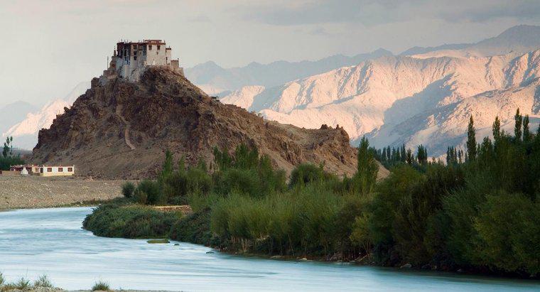 Czy starożytne miasta doliny rzeki Indus miały ochronę wojskową?
