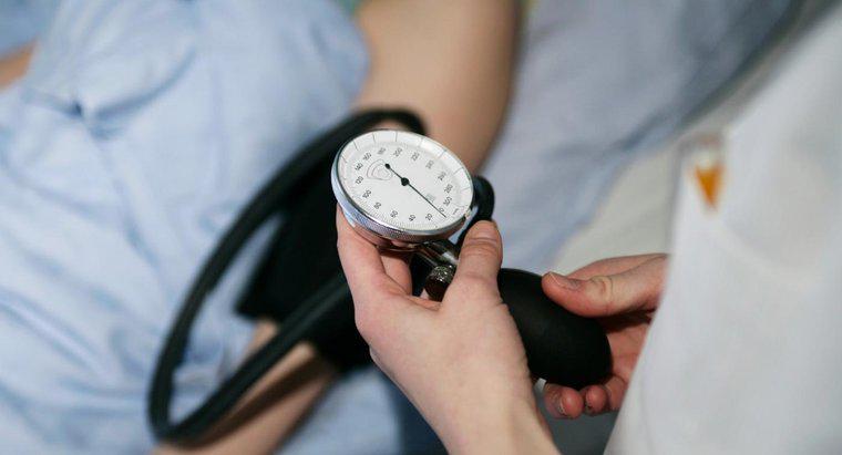 Jakie są objawy niskiego ciśnienia krwi?