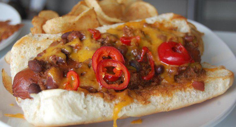 Jak gotować mrożone hot dogi?