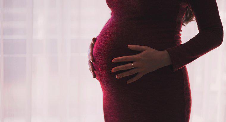 Czy spostrzeżenie jest oznaką ciąży i czy jest normalne?