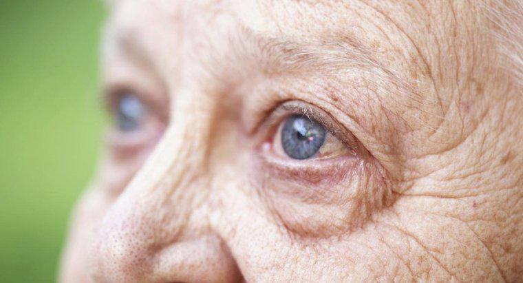 Dlaczego wzrok pogarsza się z wiekiem?