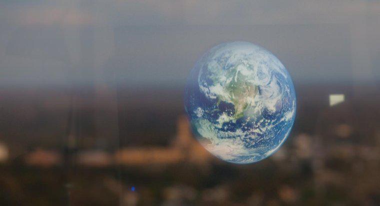 Dlaczego światowy widok Ziemi jest inny niż widok mapy?
