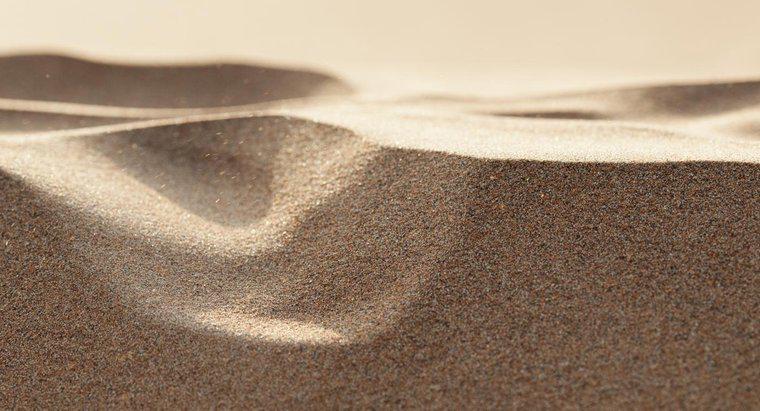 Jakie są fizyczne właściwości piasku?