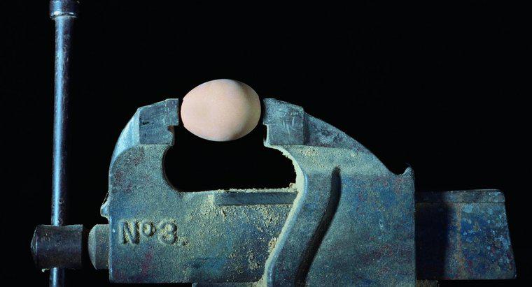 Ile nacisku może wytrzymać jajko?